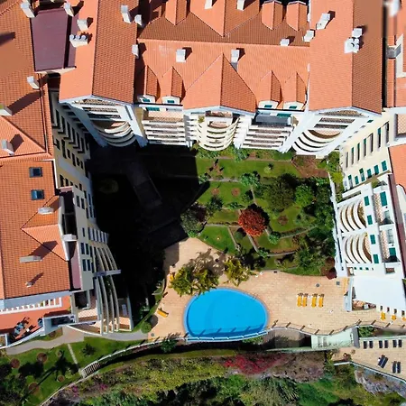 Apartment Falesia Apartment - Pool & Sea View By Lovelystay